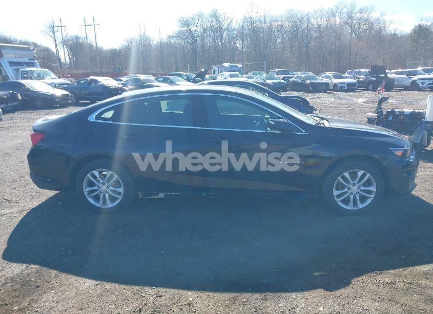 Photo 13 of 2016 Chevrolet Malibu 1LT (VIN 1G1ZE5ST2GF297995)