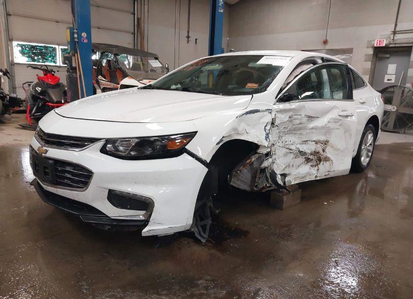 Photo 2 of 2016 Chevrolet Malibu 1LT (VIN 1G1ZE5ST2GF298998)