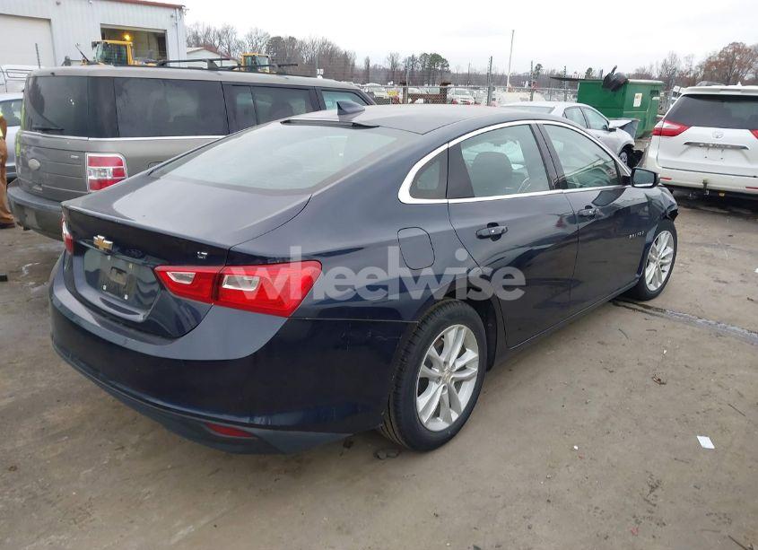 Photo 4 of 2016 Chevrolet Malibu 1LT (VIN 1G1ZE5ST2GF302614)