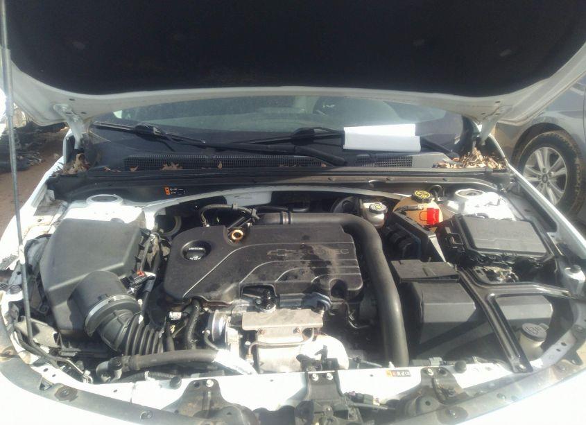 Photo 10 of 2016 Chevrolet Malibu 1LT (VIN 1G1ZE5ST2GF303519)