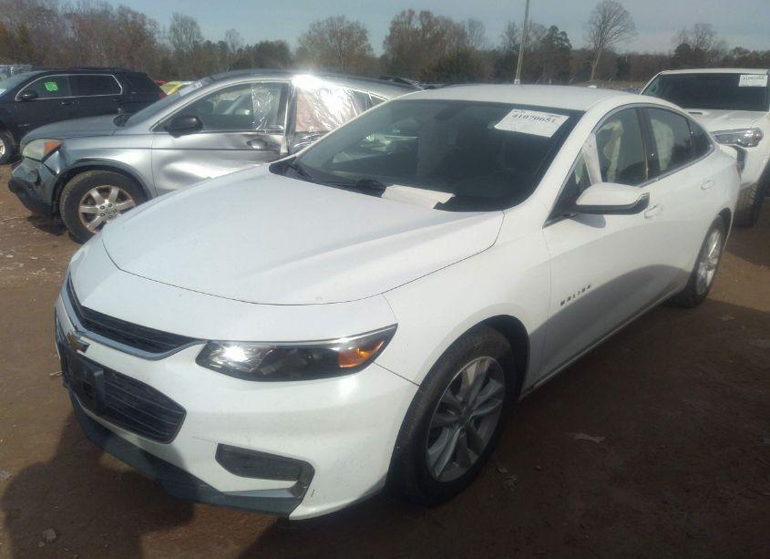 Photo 2 of 2016 Chevrolet Malibu 1LT (VIN 1G1ZE5ST2GF303519)