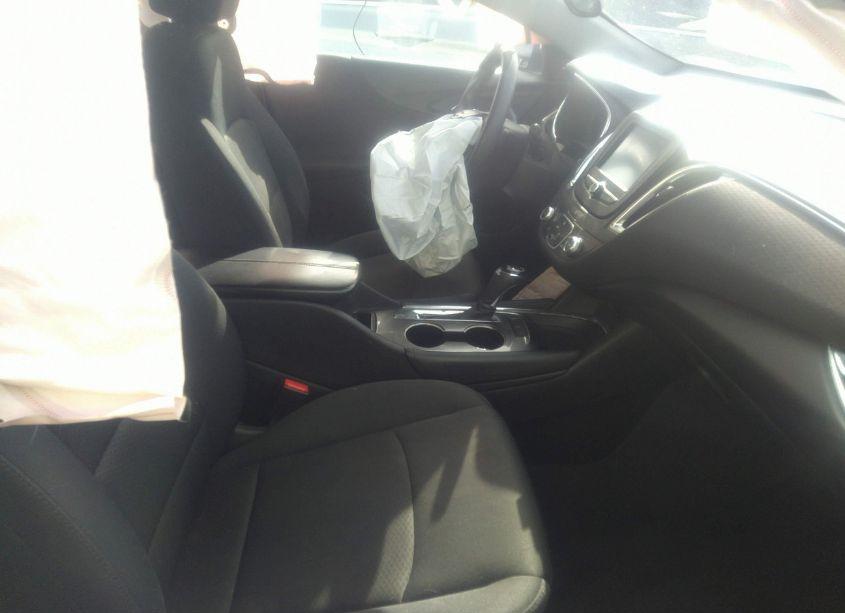 Photo 5 of 2016 Chevrolet Malibu 1LT (VIN 1G1ZE5ST2GF303519)