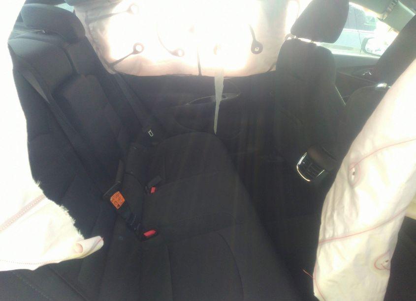 Photo 8 of 2016 Chevrolet Malibu 1LT (VIN 1G1ZE5ST2GF303519)