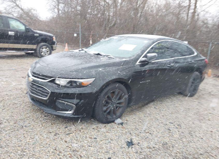 Photo 2 of 2016 Chevrolet Malibu 1LT (VIN 1G1ZE5ST2GF306355)