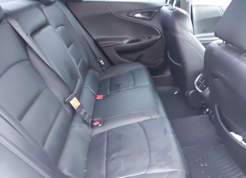 Photo 8 of 2016 Chevrolet Malibu LT (VIN 1G1ZE5ST2GF316433)