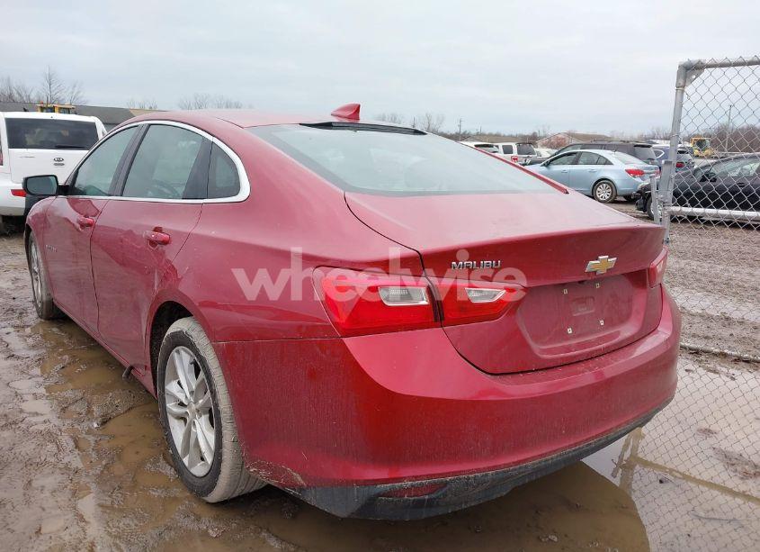 Photo 3 of 2016 Chevrolet Malibu 1LT (VIN 1G1ZE5ST2GF321941)