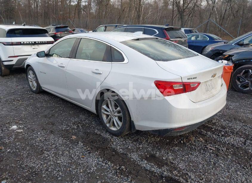 Photo 3 of 2016 Chevrolet Malibu 1LT (VIN 1G1ZE5ST2GF331384)