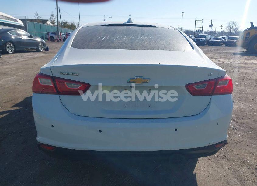 Photo 17 of 2016 Chevrolet Malibu 1LT (VIN 1G1ZE5ST2GF338237)