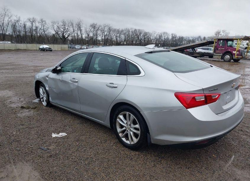 Photo 3 of 2016 Chevrolet Malibu 1LT (VIN 1G1ZE5ST2GF344961)
