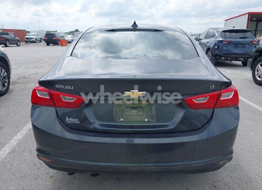 Photo 16 of 2017 Chevrolet Malibu 1LT (VIN 1G1ZE5ST2HF106951)