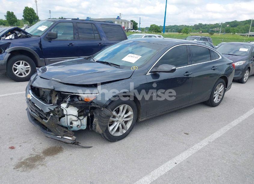 Photo 2 of 2017 Chevrolet Malibu 1LT (VIN 1G1ZE5ST2HF106951)