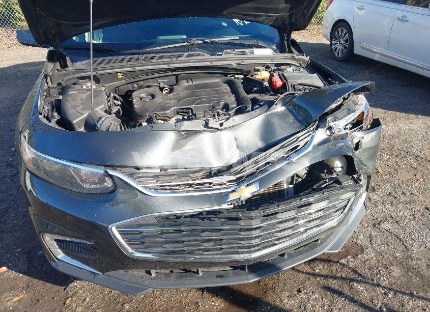 Photo 12 of 2017 Chevrolet Malibu 1LT (VIN 1G1ZE5ST2HF109946)