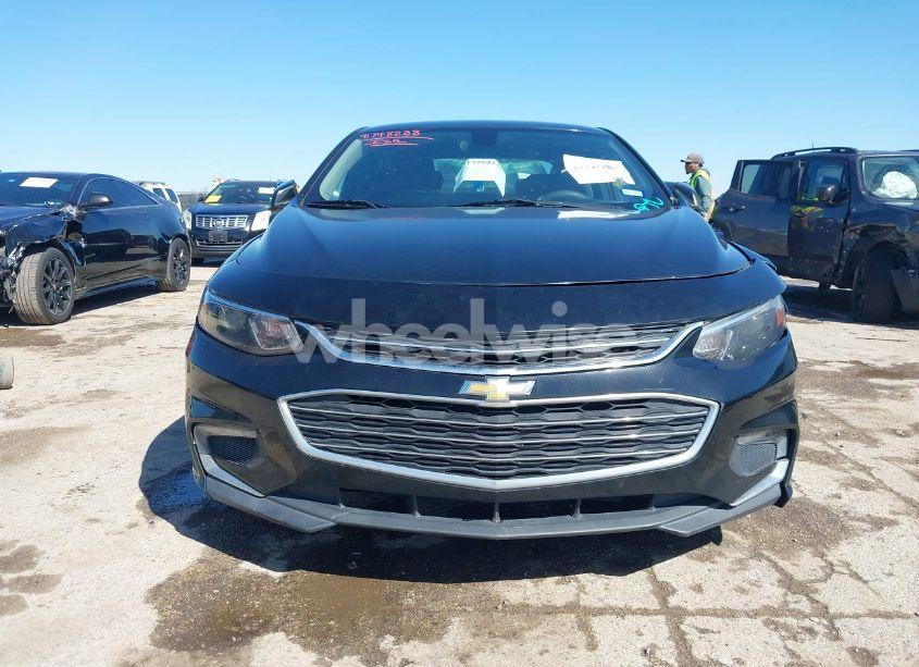 Photo 12 of 2017 Chevrolet Malibu 1LT (VIN 1G1ZE5ST2HF129159)