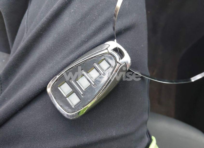 Photo 11 of 2017 Chevrolet Malibu 1LT (VIN 1G1ZE5ST2HF141991)