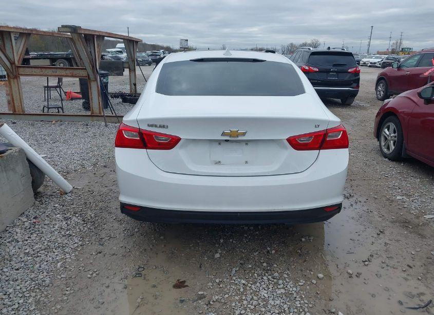 Photo 16 of 2017 Chevrolet Malibu 1LT (VIN 1G1ZE5ST2HF148309)