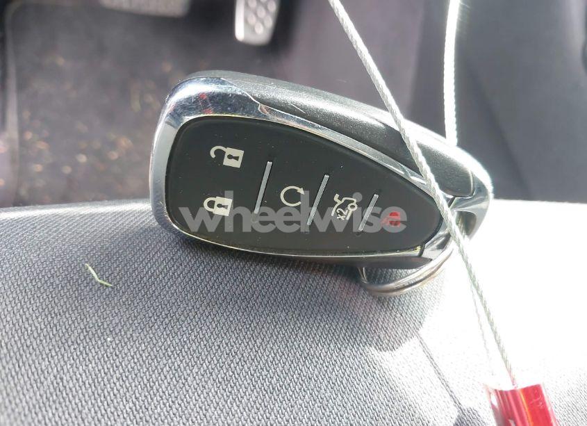 Photo 11 of 2017 Chevrolet Malibu 1LT (VIN 1G1ZE5ST2HF154238)