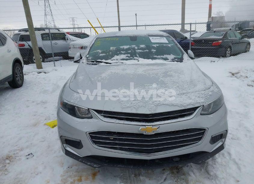 Photo 12 of 2017 Chevrolet Malibu 1LT (VIN 1G1ZE5ST2HF157981)