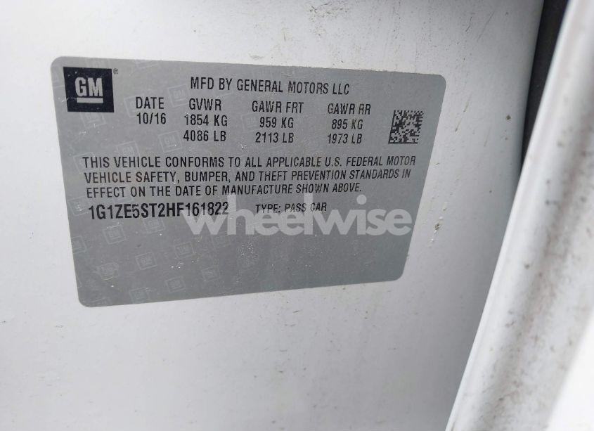 Photo 9 of 2017 Chevrolet Malibu 1LT (VIN 1G1ZE5ST2HF161822)