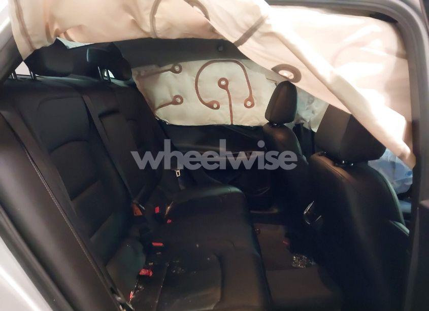 Photo 8 of 2017 Chevrolet Malibu 1LT (VIN 1G1ZE5ST2HF165420)