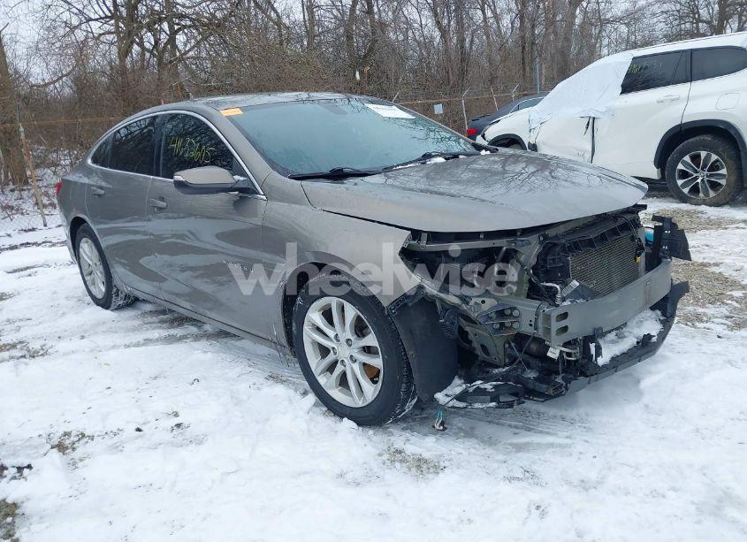 2017 Chevrolet Malibu 1LT (VIN 1G1ZE5ST2HF170746) main photo