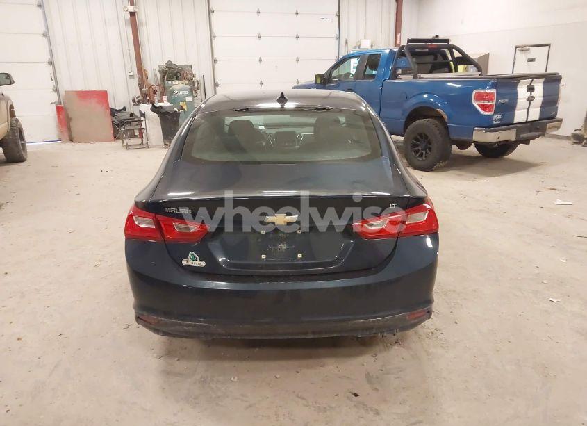 Photo 16 of 2017 Chevrolet Malibu 1LT (VIN 1G1ZE5ST2HF171234)