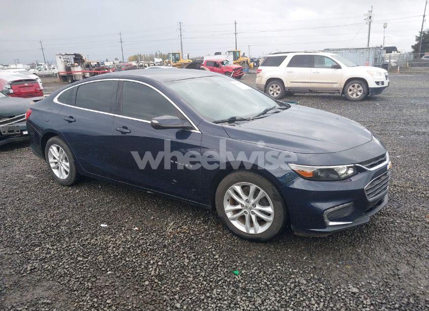 2017 Chevrolet Malibu 1LT (VIN 1G1ZE5ST2HF174702) main photo