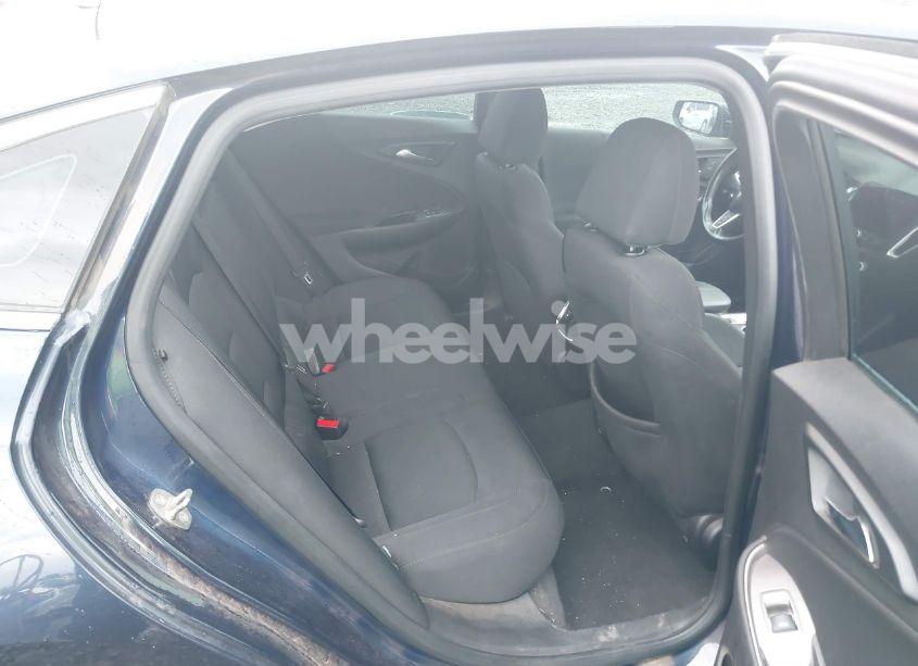 Photo 8 of 2017 Chevrolet Malibu 1LT (VIN 1G1ZE5ST2HF174702)