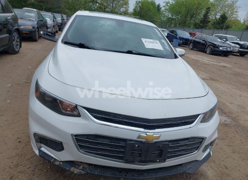 Photo 12 of 2017 Chevrolet Malibu 1LT (VIN 1G1ZE5ST2HF178541)