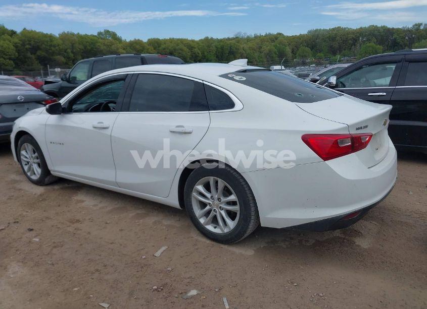 Photo 3 of 2017 Chevrolet Malibu 1LT (VIN 1G1ZE5ST2HF178541)