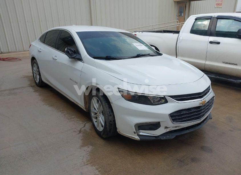 2017 Chevrolet Malibu 1LT (VIN 1G1ZE5ST2HF183223) main photo