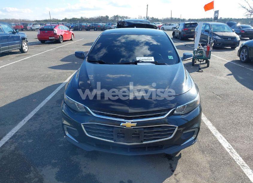 Photo 12 of 2017 Chevrolet Malibu 1LT (VIN 1G1ZE5ST2HF184971)
