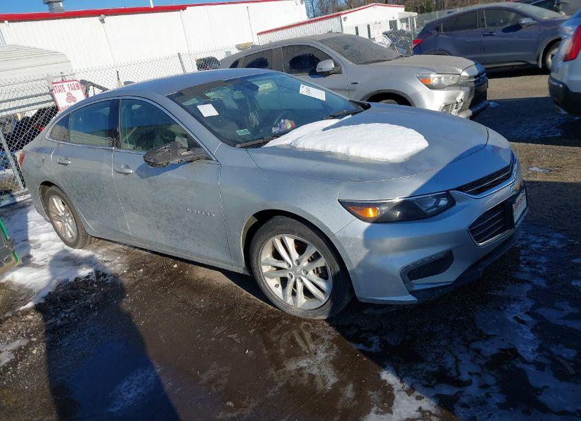 2017 Chevrolet Malibu 1LT (VIN 1G1ZE5ST2HF195226) main photo