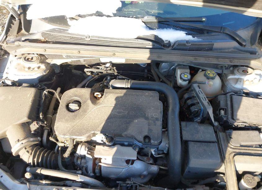 Photo 10 of 2017 Chevrolet Malibu 1LT (VIN 1G1ZE5ST2HF195226)