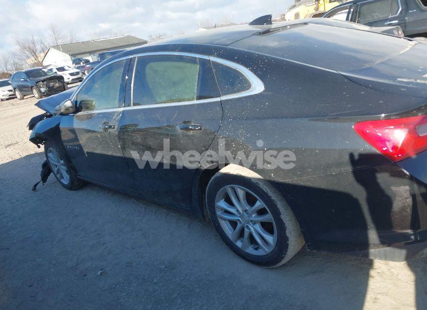 Photo 14 of 2017 Chevrolet Malibu 1LT (VIN 1G1ZE5ST2HF203017)