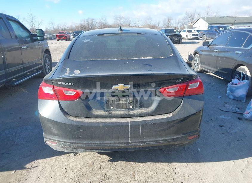 Photo 16 of 2017 Chevrolet Malibu 1LT (VIN 1G1ZE5ST2HF203017)