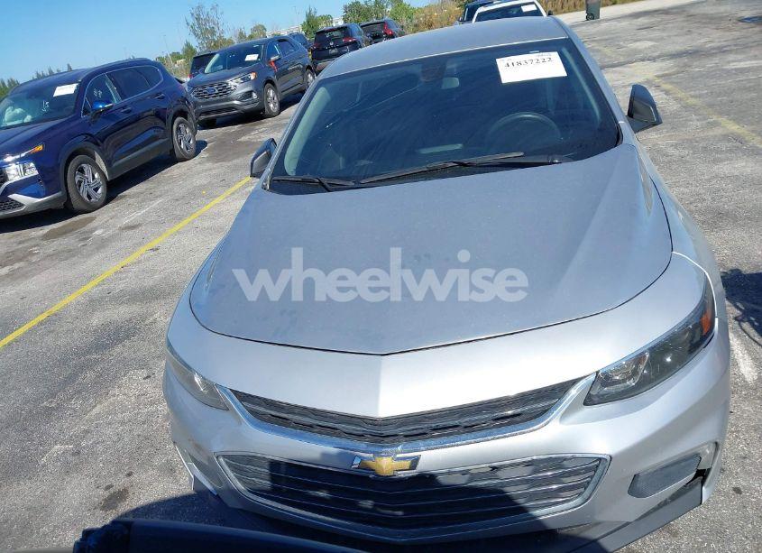 Photo 12 of 2017 Chevrolet Malibu 1LT (VIN 1G1ZE5ST2HF215541)