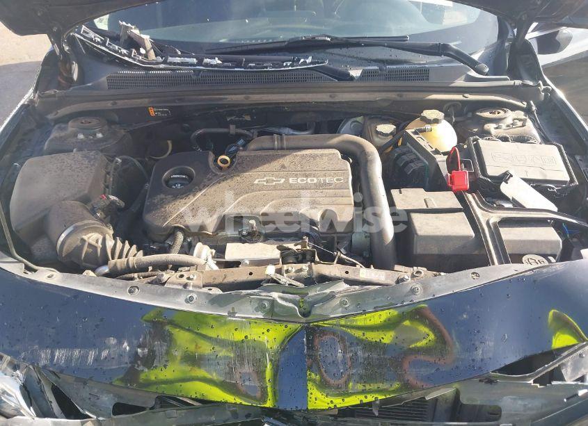 Photo 10 of 2017 Chevrolet Malibu 1LT (VIN 1G1ZE5ST2HF236325)