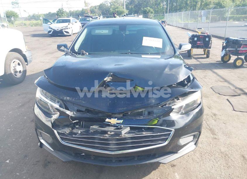 Photo 6 of 2017 Chevrolet Malibu 1LT (VIN 1G1ZE5ST2HF236325)