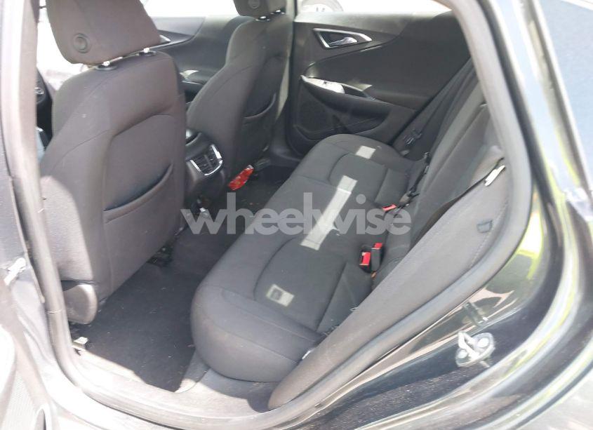 Photo 8 of 2017 Chevrolet Malibu 1LT (VIN 1G1ZE5ST2HF240407)