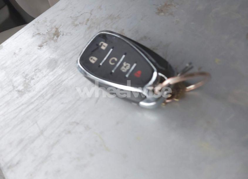 Photo 11 of 2017 Chevrolet Malibu 1LT (VIN 1G1ZE5ST2HF250788)