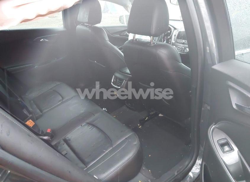 Photo 8 of 2017 Chevrolet Malibu 1LT (VIN 1G1ZE5ST2HF250788)