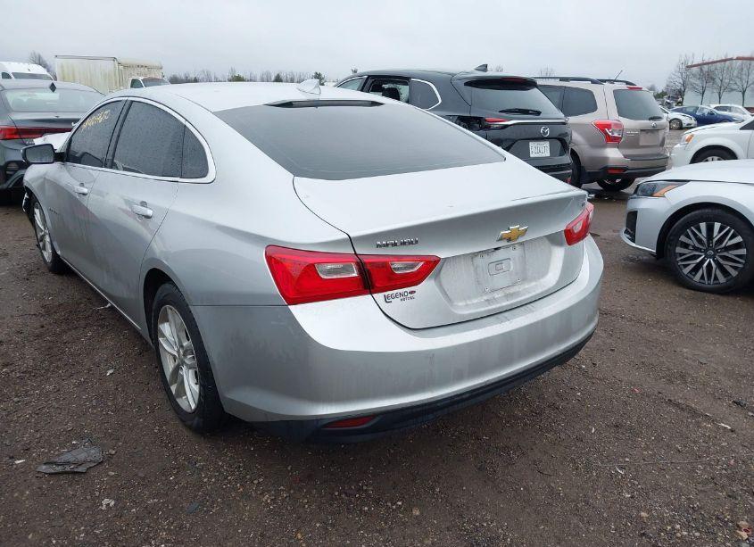 Photo 3 of 2017 Chevrolet Malibu 1LT (VIN 1G1ZE5ST2HF257563)