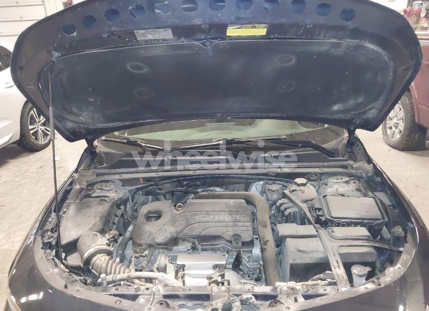 Photo 10 of 2017 Chevrolet Malibu 1LT (VIN 1G1ZE5ST2HF269504)