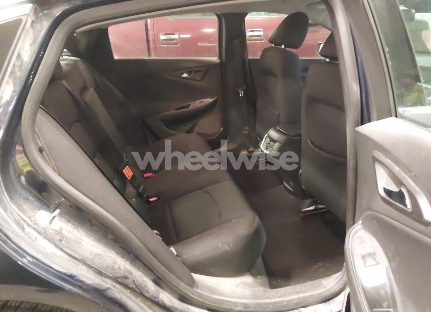 Photo 8 of 2017 Chevrolet Malibu 1LT (VIN 1G1ZE5ST2HF269504)