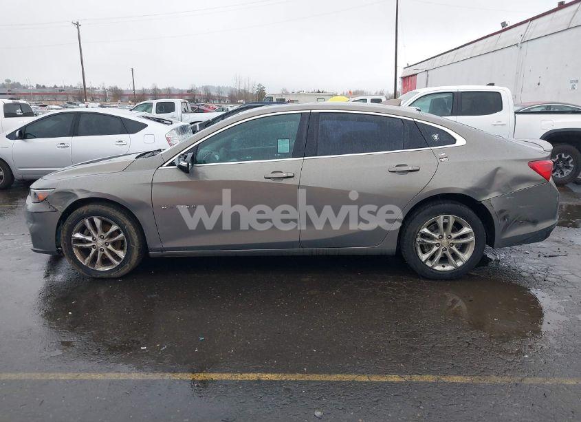Photo 14 of 2017 Chevrolet Malibu 1LT (VIN 1G1ZE5ST2HF280793)