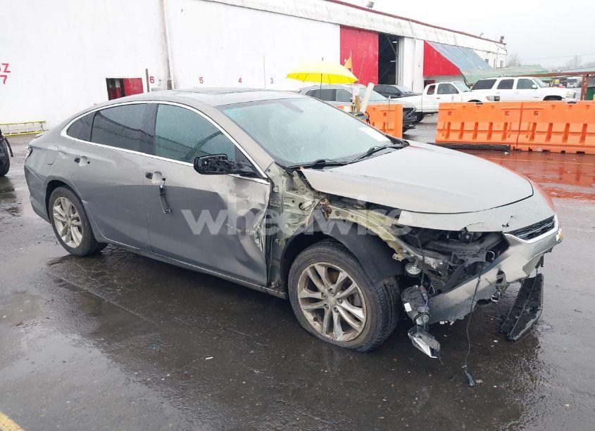 Photo 6 of 2017 Chevrolet Malibu 1LT (VIN 1G1ZE5ST2HF280793)