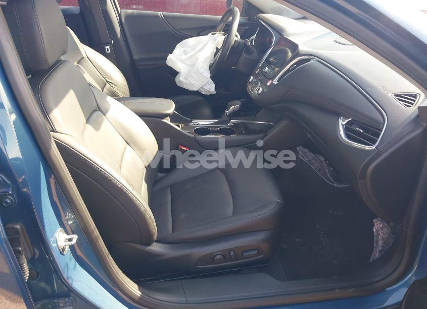Photo 5 of 2024 Chevrolet Malibu FWD 2LT (VIN 1G1ZE5ST2RF207795)