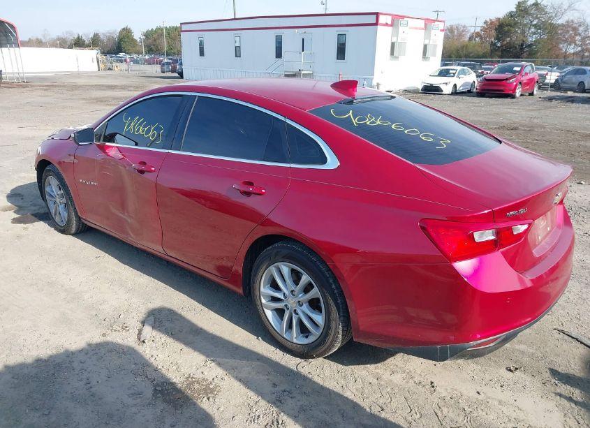 Photo 3 of 2016 Chevrolet Malibu 1LT (VIN 1G1ZE5ST3GF185190)