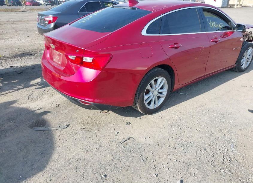Photo 4 of 2016 Chevrolet Malibu 1LT (VIN 1G1ZE5ST3GF185190)
