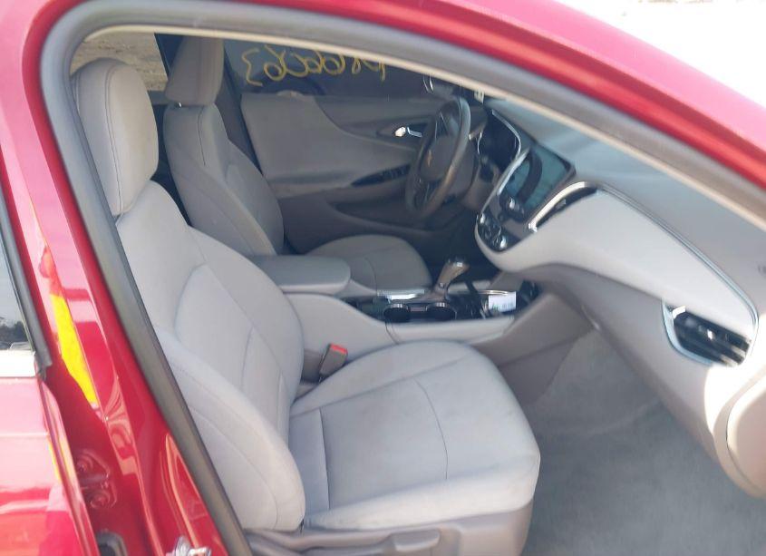 Photo 5 of 2016 Chevrolet Malibu 1LT (VIN 1G1ZE5ST3GF185190)